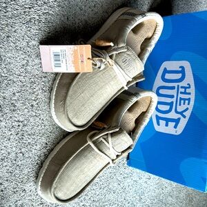 Hey Dude Wally Break Stitch size M10 NWT